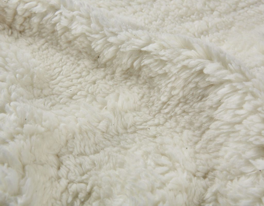 Cotonea Natural Plush - Image 2